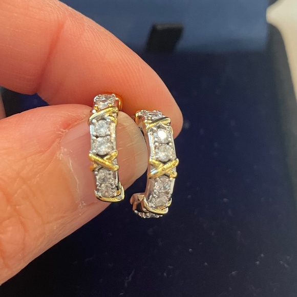 Earrings - Picture 2 of 6